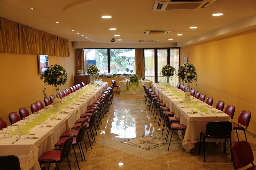Ranch Palace Hotel Naples Exterior photo