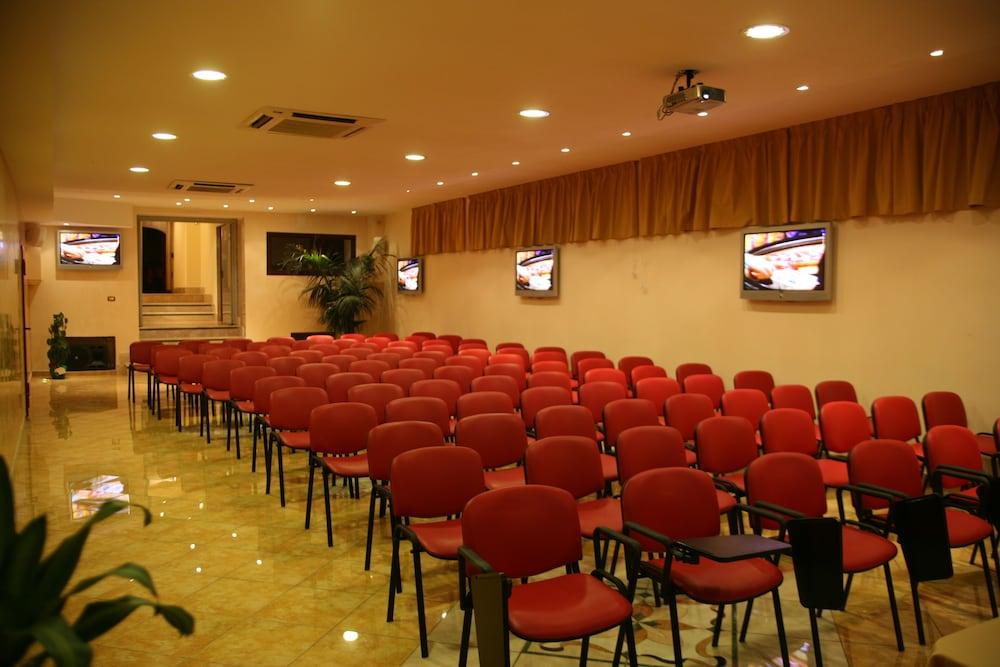Ranch Palace Hotel Naples Exterior photo
